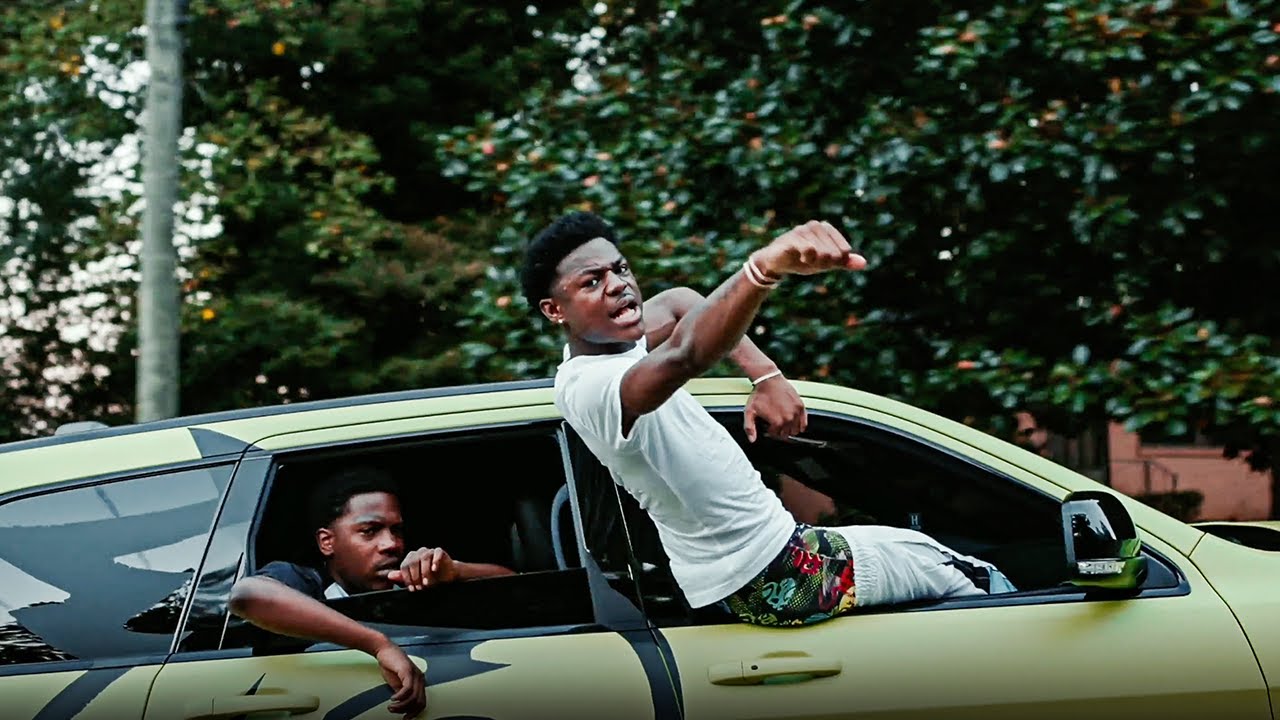 Baby Kia – HIGH RISE (Official Music Video) Baby Kia – HIGH RISE (Official Music Video)