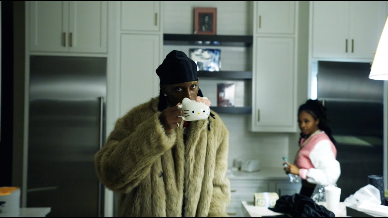 Playboi Carti – EVIL J0RDAN (Official Visualizer) Playboi Carti – EVIL J0RDAN (Official Visualizer)