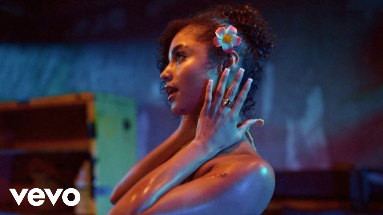 Tyla – Water (Official Music Video) Tyla – Water (Official Music Video)