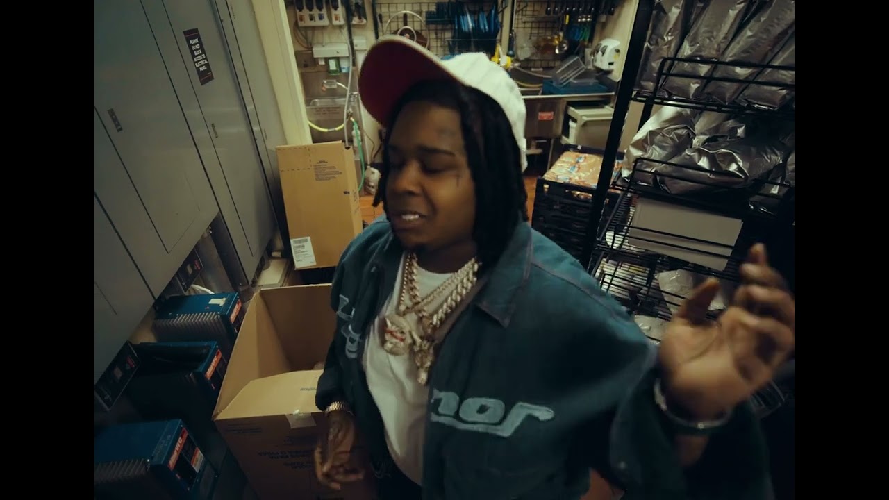 YTB Fatt – Midget Fox (Official Music Video) YTB Fatt – Midget Fox (Official Music Video)