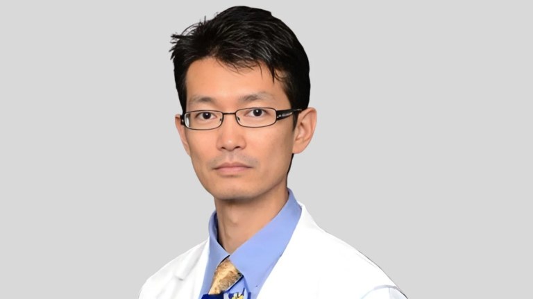Jong O. Lee, M.D. Chief of Staff -Shriners Children's Texas Jong O. Lee, M.D. Chief of Staff -Shriners Children's Texas