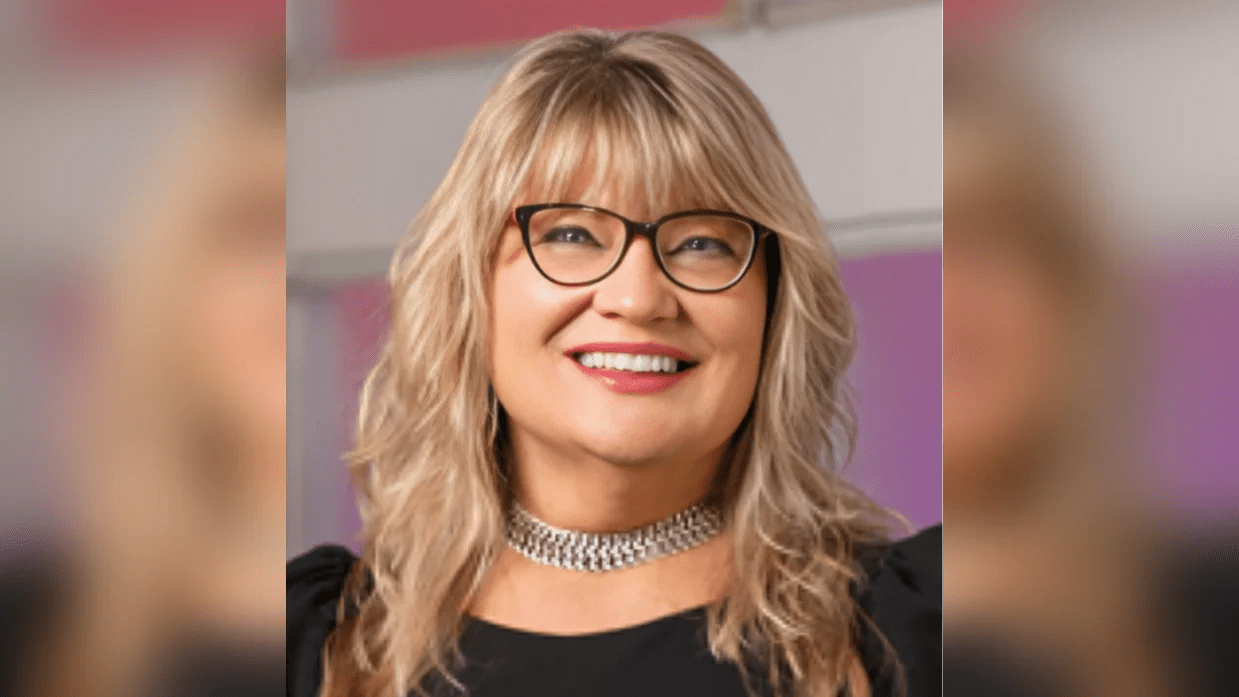 Jamie Rhee Commissioner, Chicago Department of Aviation (CDA) Jamie Rhee Commissioner, Chicago Department of Aviation (CDA)