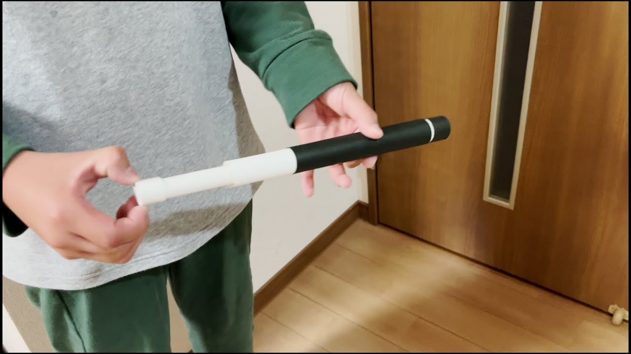 LaCie、統合型 Thunderbolt ケーブルで頑丈なハードドライブをアップグレード LaCie、統合型 Thunderbolt ケーブルで頑丈なハードドライブをアップグレード