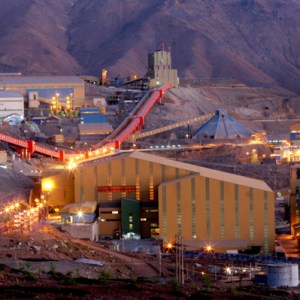 Fiscalía allana Codelco y Sernageomin por derrumbe en mina El Teniente Fiscalía allana Codelco y Sernageomin por derrumbe en mina El Teniente