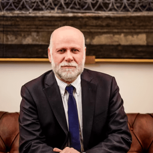 Elizalde sobre ley de reajuste: pide financiarlo «a través de reasignaciones» Elizalde sobre ley de reajuste: pide financiarlo «a través de reasignaciones»