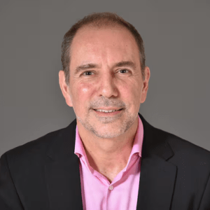 Transportes anuncia rediseño de “Ley Uber” para evitar impacto en precios y empleo Transportes anuncia rediseño de “Ley Uber” para evitar impacto en precios y empleo