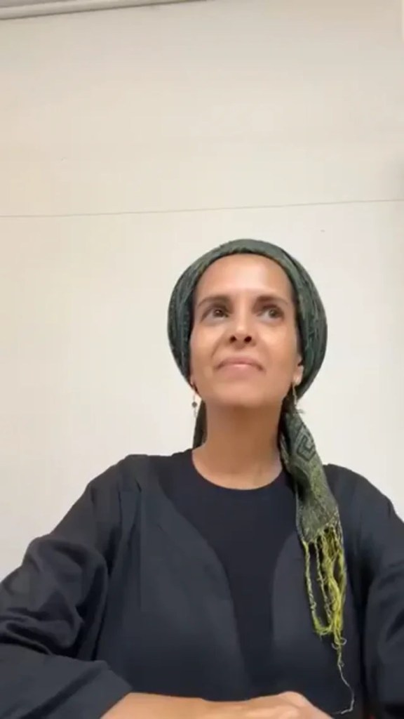 סדנא עם הרבנית לינוי סדנא עם הרבנית לינוי