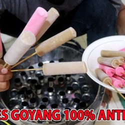Resep Es Goyang: Kesegaran Nikmat di Siang Terik Resep Es Goyang: Kesegaran Nikmat di Siang Terik