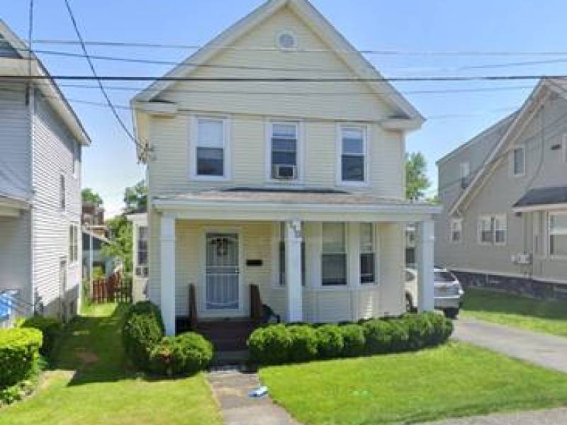 2 Bedroom 1 Bathroom Directly Across from UAlbany
,300
UAlbany 2 Bedroom 1 Bathroom Directly Across from UAlbany
,300
UAlbany