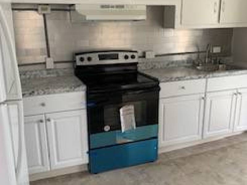 1 Bedroom Newly Renovated.
,100
Monticello 1 Bedroom Newly Renovated.
,100
Monticello
