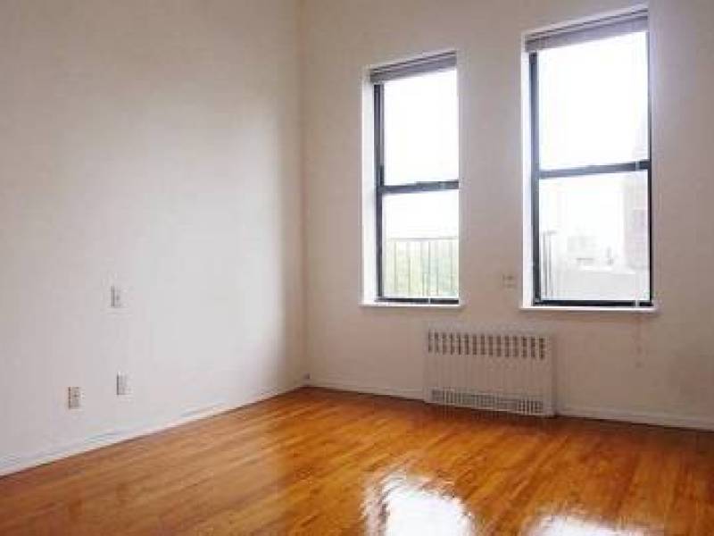THIS SPACIOUS WILLIAMSBURG 1-BEDROOMS APARTMENT OFFERS HIGH CEILLINGS.
0
watertown, NY THIS SPACIOUS WILLIAMSBURG 1-BEDROOMS APARTMENT OFFERS HIGH CEILLINGS.
0
watertown, NY