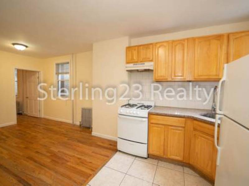 1-bed + office available april 1 astoria 00
,400
Astoria 1-bed + office available april 1 astoria 00
,400
Astoria