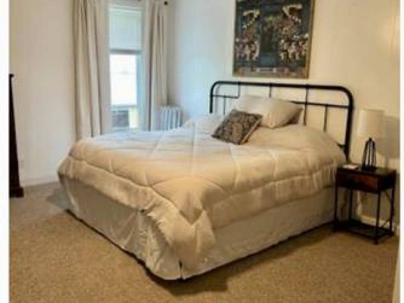 FURNISHED ONE BEDROOM, UTILITIES INCLUDED
,300
Plattsburgh Area FURNISHED ONE BEDROOM, UTILITIES INCLUDED
,300
Plattsburgh Area