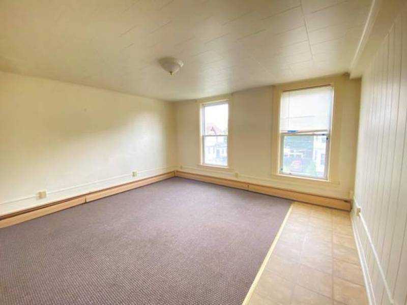 2 Bedroom with all utilities included!!
,159
Oswego street 2 Bedroom with all utilities included!!
,159
Oswego street
