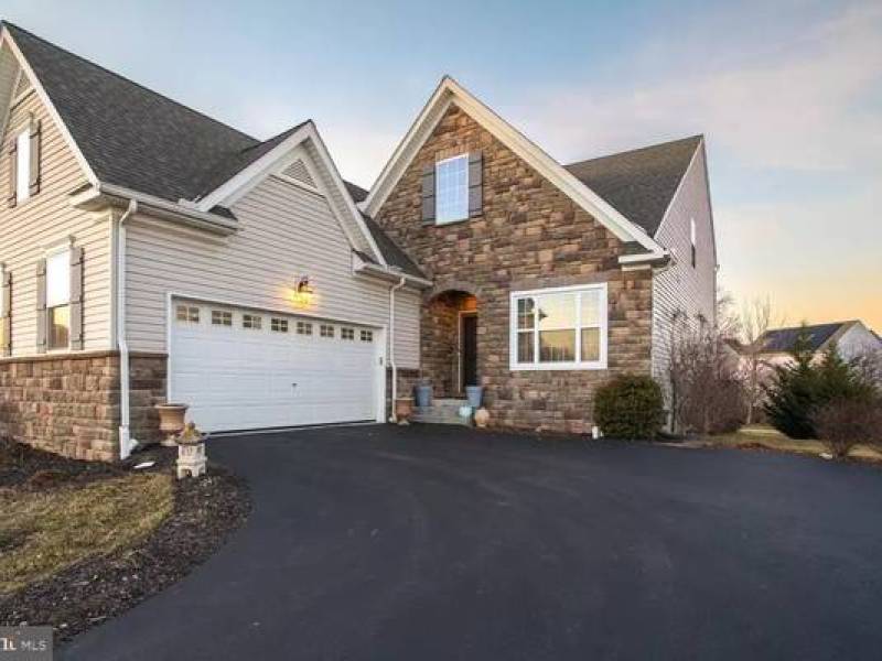 @! This beautifully appointed home FOR RENT !!
5
Syracuse, NY @! This beautifully appointed home FOR RENT !!
5
Syracuse, NY