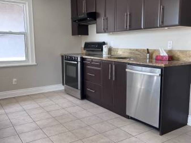 Bachelor Apartment in Little Italy
,200
Ottawa Bachelor Apartment in Little Italy
,200
Ottawa