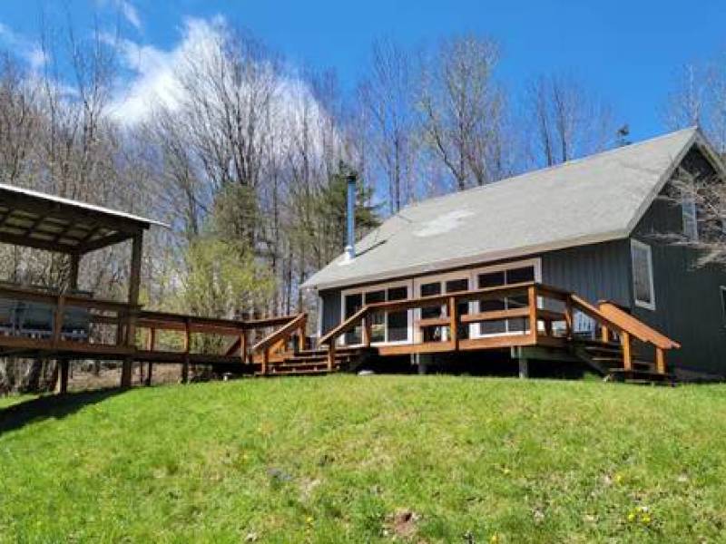 Peaceful private 3BR chalet set in the nature of the Catskills
,000 Peaceful private 3BR chalet set in the nature of the Catskills
,000