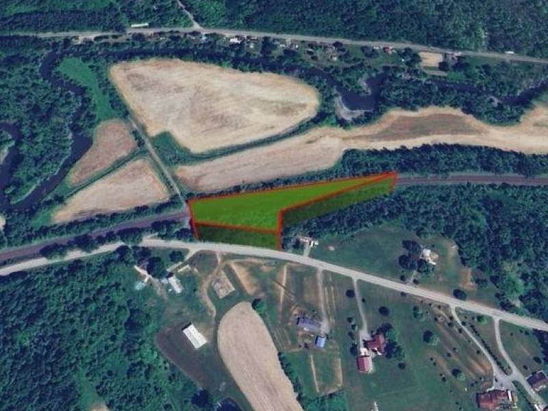 2.35 Acres in the town of Arcadia NY
,000 2.35 Acres in the town of Arcadia NY
,000