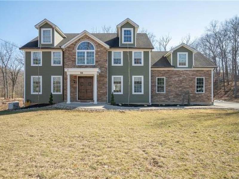 Tuxedo Park, Home for Rent – 4bd 2.5ba
,995 Tuxedo Park, Home for Rent – 4bd 2.5ba
,995