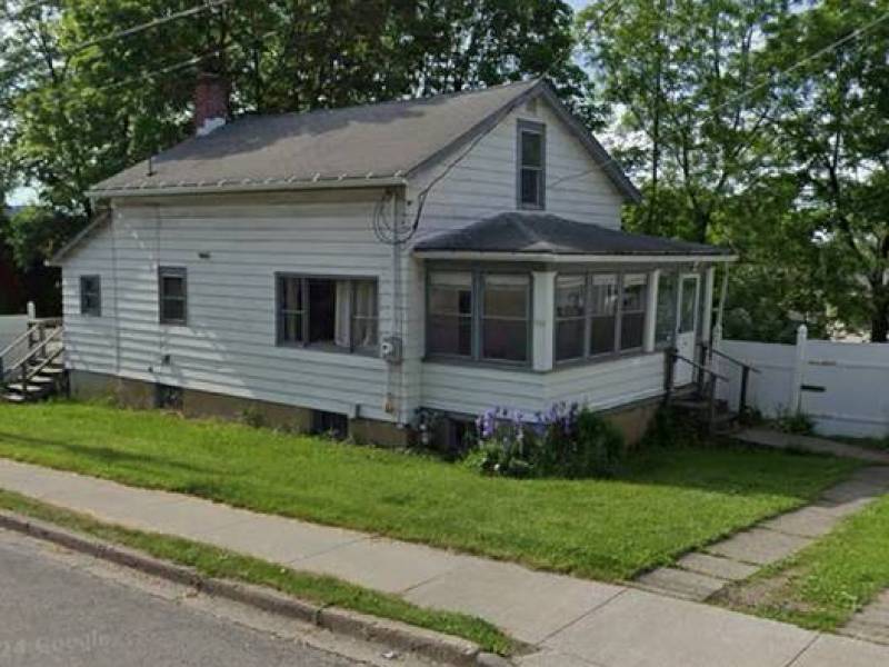 Furnished Rooms Near IC – Utilities Extra 108 Grandview Ave
5
Ithaca Furnished Rooms Near IC – Utilities Extra 108 Grandview Ave
5
Ithaca