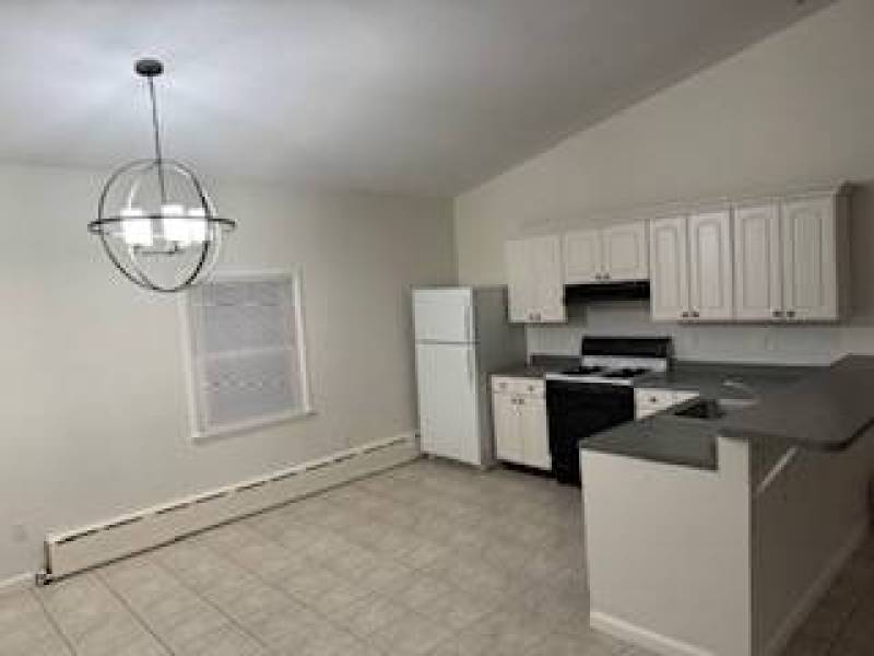 New Hartford 2 bedroom Heat & Water Included
,575
New Hartford, NY New Hartford 2 bedroom Heat & Water Included
,575
New Hartford, NY
