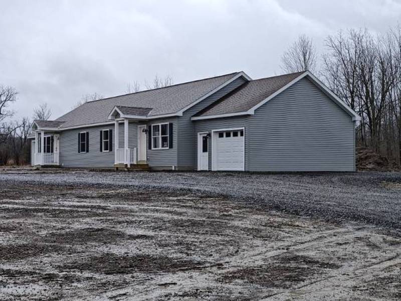 Two bedroom with attached garage
,750 Two bedroom with attached garage
,750