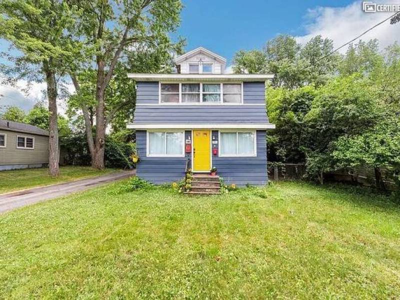 Welcome to your new home! This delightfu 2 -bedroom, 1-bathroom house4
0
Syracuse, NY Welcome to your new home! This delightfu 2 -bedroom, 1-bathroom house4
0
Syracuse, NY
