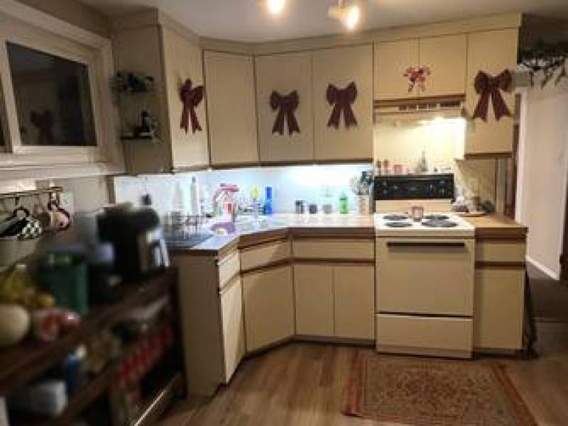 2nd Fl / Immaculate / Spacious / All Included
,800
East Meadow 2nd Fl / Immaculate / Spacious / All Included
,800
East Meadow