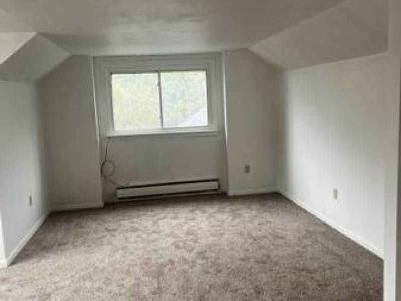 BEAUTIFUL SPACIOUS FULLY REFURBISHED 1B 2ND FL APT with WATER INCLUDED
,000
GRANGEHILL RD NEW HARTFORD NY BEAUTIFUL SPACIOUS FULLY REFURBISHED 1B 2ND FL APT with WATER INCLUDED
,000
GRANGEHILL RD NEW HARTFORD NY