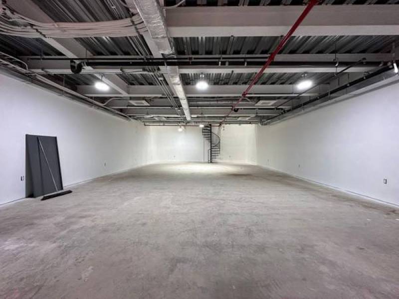 Multiple Commercial Spaces Available in Brooklyn, office/retail
,150
Brooklyn Multiple Commercial Spaces Available in Brooklyn, office/retail
,150
Brooklyn