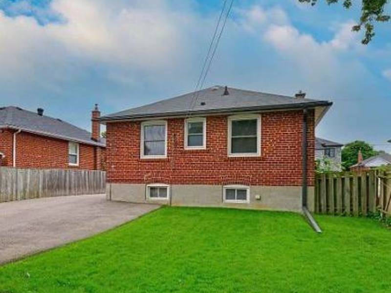 Massive Backyard Renovated Main Level 3 Beds 1 Bath Parking Incld
,250
Etobicoke Massive Backyard Renovated Main Level 3 Beds 1 Bath Parking Incld
,250
Etobicoke