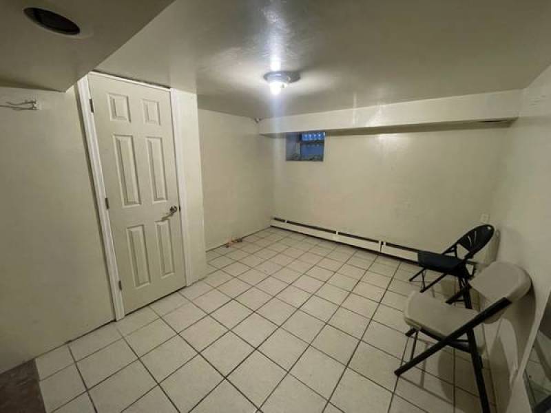 Large Unfurnished Room Near Trains
0
Flatbush Large Unfurnished Room Near Trains
0
Flatbush