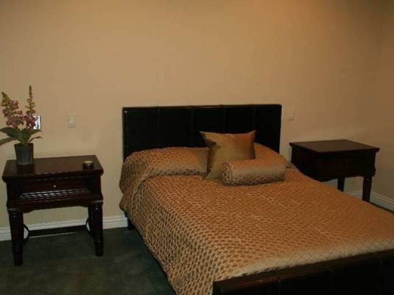 Clean room available in a peaceful, smoke-free house
0
Flushing Clean room available in a peaceful, smoke-free house
0
Flushing