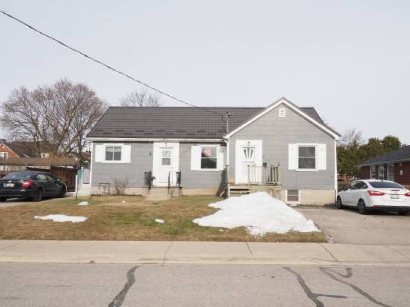 Freshly painted one bedroom apartment on main floor!
,695
Cambridge Freshly painted one bedroom apartment on main floor!
,695
Cambridge