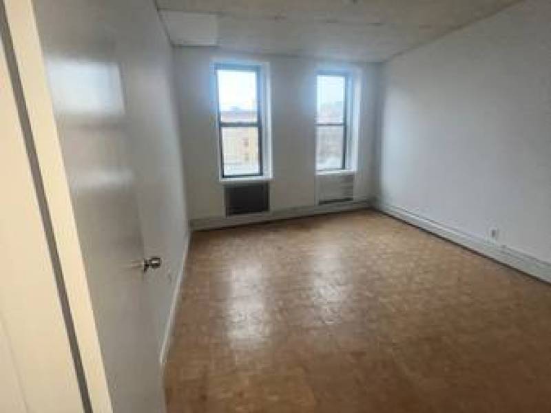2 bedroom large apartment Astoria
,327
Astoria LIC 2 bedroom large apartment Astoria
,327
Astoria LIC