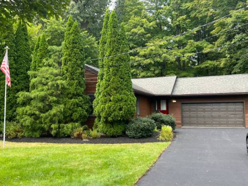 Saratoga Springs Furnished Rental
,000 Saratoga Springs Furnished Rental
,000
