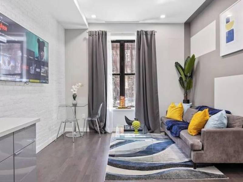 Modern 2 bedroom Apartment -BEST LOCATION
0
Upper West Side Modern 2 bedroom Apartment -BEST LOCATION
0
Upper West Side