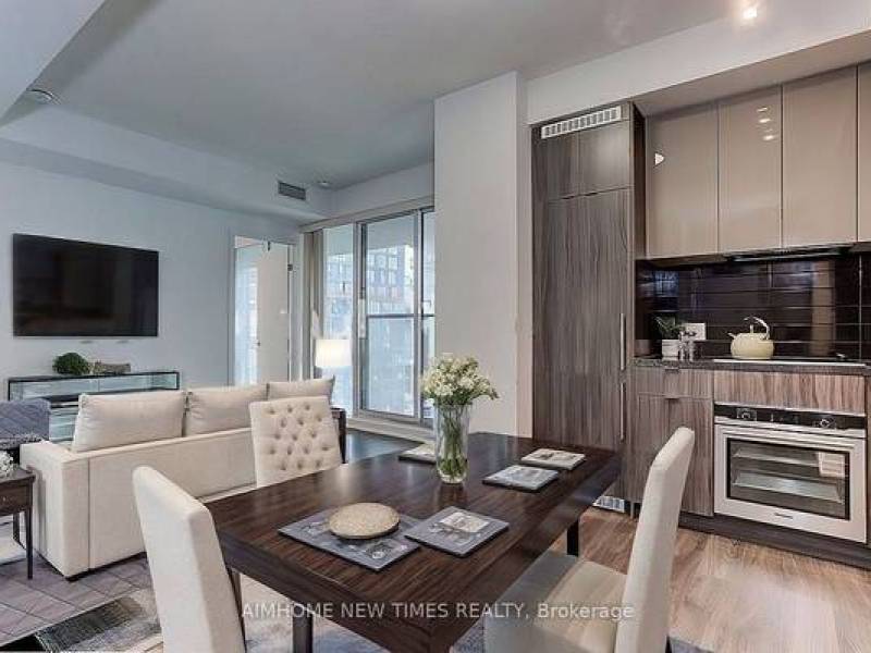 3 Bedroom, 2 Bathroom – King Blue Condos
,400
Entertainment/King West 3 Bedroom, 2 Bathroom – King Blue Condos
,400
Entertainment/King West