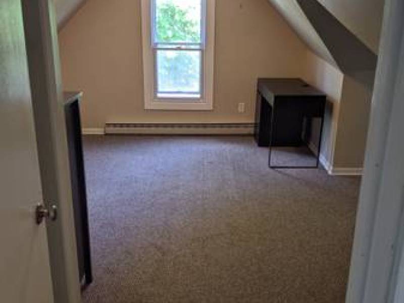 4 BED APARTMENT (WEST CAMPUS)
,900
63 Pembroke 4 BED APARTMENT (WEST CAMPUS)
,900
63 Pembroke