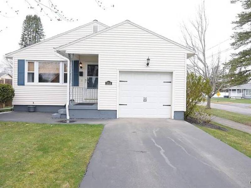 Welcoming Ranch-Styled Home!
0
1010 Ontario St, Utica, NY Welcoming Ranch-Styled Home!
0
1010 Ontario St, Utica, NY