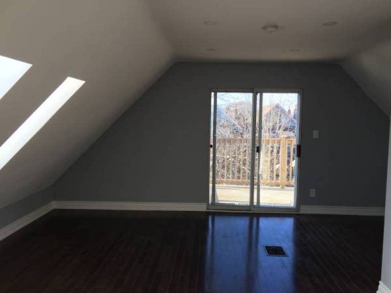 One bedroom Apartment in Prime High Park Area
,850
Toronto One bedroom Apartment in Prime High Park Area
,850
Toronto