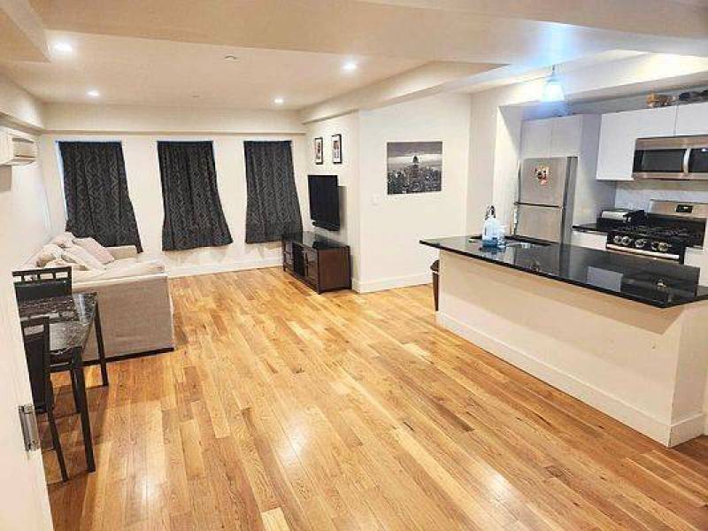 TEMP OR LONG TERM w UTILITIES INCLUDED OBO.
,100
Chelsea TEMP OR LONG TERM w UTILITIES INCLUDED OBO.
,100
Chelsea