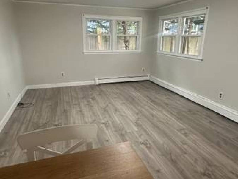 1 Bedroom
,900
Lindenhurst 1 Bedroom
,900
Lindenhurst
