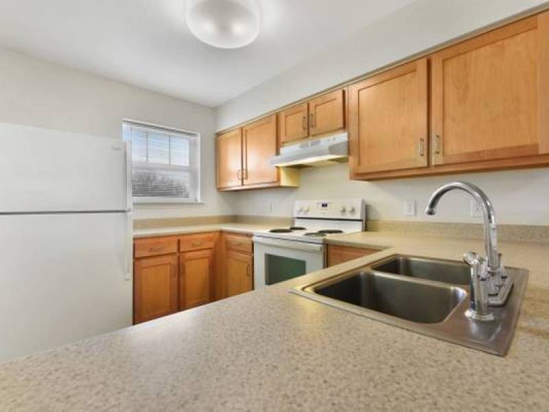 Fitness Center, Patio/Balcony, Large Closets
,260
101 Creekwood Dr, Watertown, NY Fitness Center, Patio/Balcony, Large Closets
,260
101 Creekwood Dr, Watertown, NY