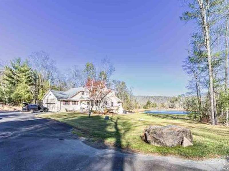 3 Bath Contemporary
,095,000
Barryville 3 Bath Contemporary
,095,000
Barryville