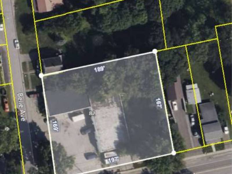 Affordable, Versatile SHOP/Warehouse/Office-11,000SF 7 OVERHEAD DOORS
,000
Will Divide- Prime Warren County Location- Queensbury! Affordable, Versatile SHOP/Warehouse/Office-11,000SF 7 OVERHEAD DOORS
,000
Will Divide- Prime Warren County Location- Queensbury!