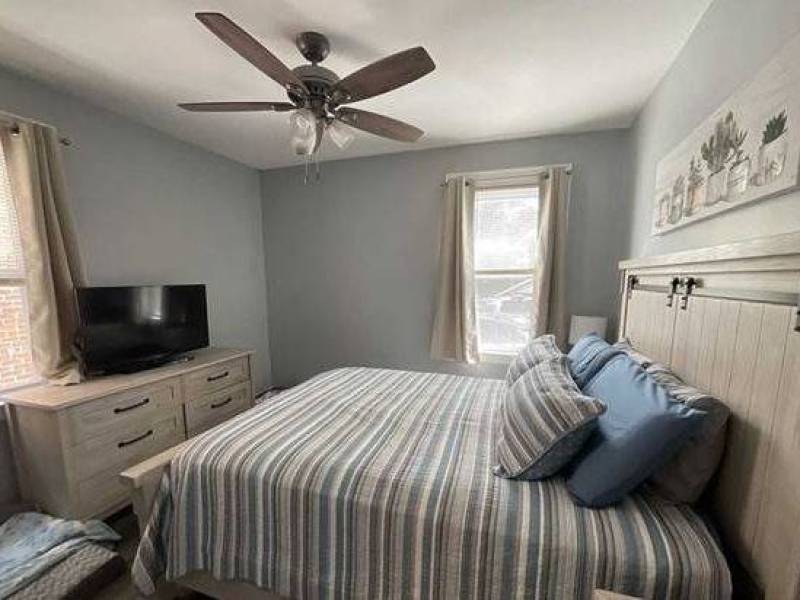 newly apartment 2 bedrooms and 1 bath!
,206
Oneonta newly apartment 2 bedrooms and 1 bath!
,206
Oneonta