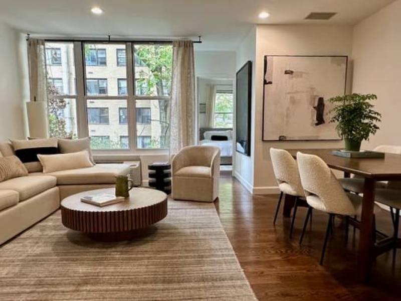 Designer 3br Home in Diplomatic District
,500
Midtown East Designer 3br Home in Diplomatic District
,500
Midtown East