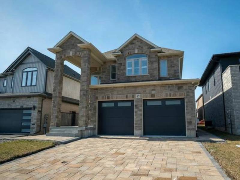 Spacious, Furnished 4-Bed + Parking/Yard/AC Included! (Homestead)
,000 Spacious, Furnished 4-Bed + Parking/Yard/AC Included! (Homestead)
,000