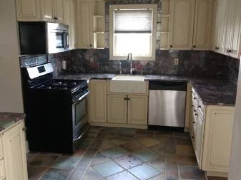 AMAZING 2 BR 1 bath first floor in 2 family residential
,200
Baldwin Harbor AMAZING 2 BR 1 bath first floor in 2 family residential
,200
Baldwin Harbor